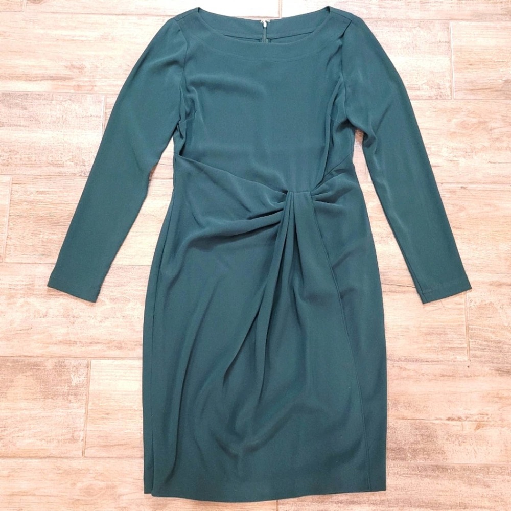 ST. JOHN Elegant Emerald Green Faux Wrap Style Long Sleeve Dress Size 8